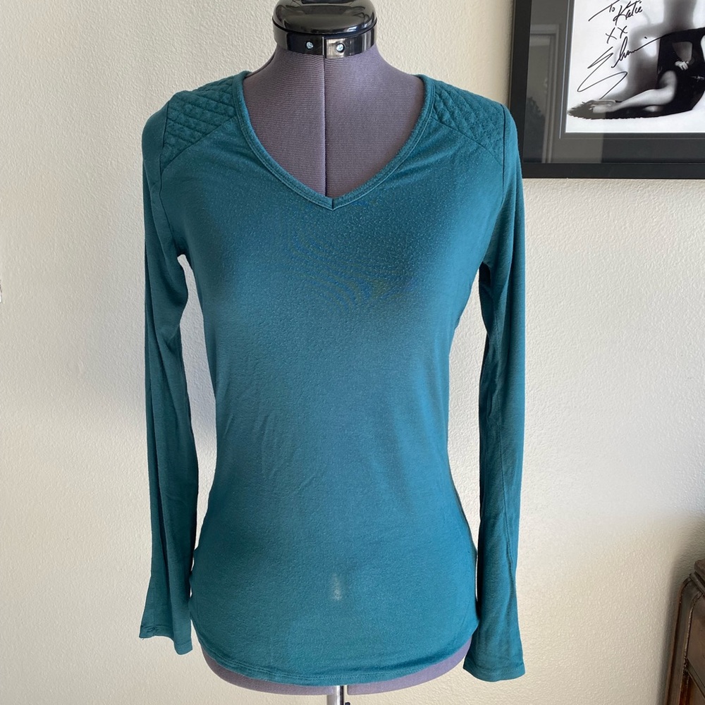 Long sleeve teal blue green top